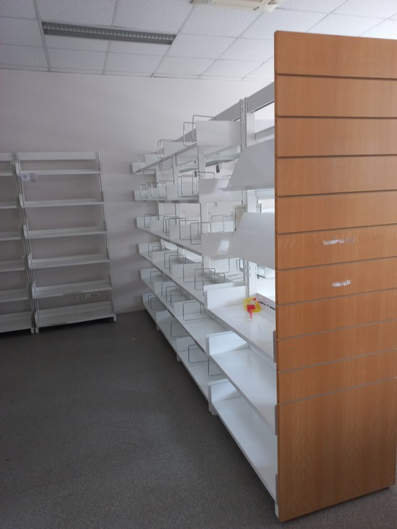 bibliotheque-SRA-etageres